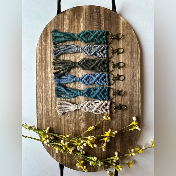 Macrame Tassel Keychain Clip with Keyring - Picture 2 of 7